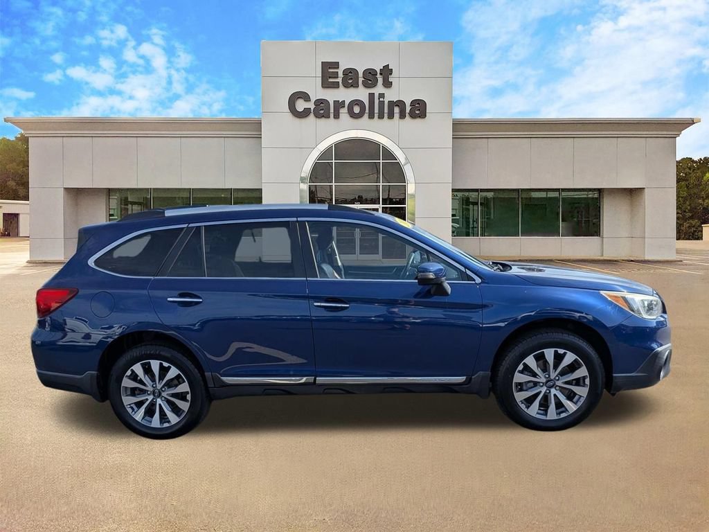 Used 2017 Subaru Outback 3.6R Touring w/ Popular Package #5A AWD/4WD image 2