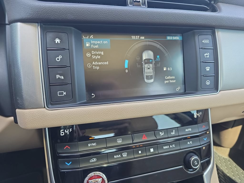 Used 2017 Jaguar XF Prestige RWD image 21