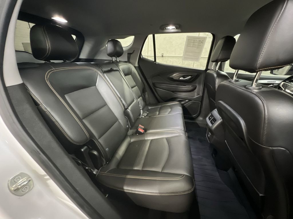 Used 2021 GMC Terrain SLT w/ Elevation Edition image 26