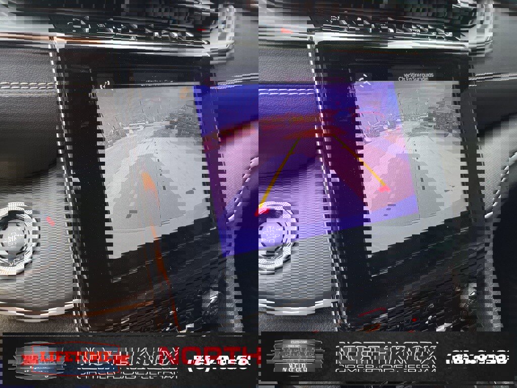 Used 2025 Jeep Grand Cherokee L Altitude image 10