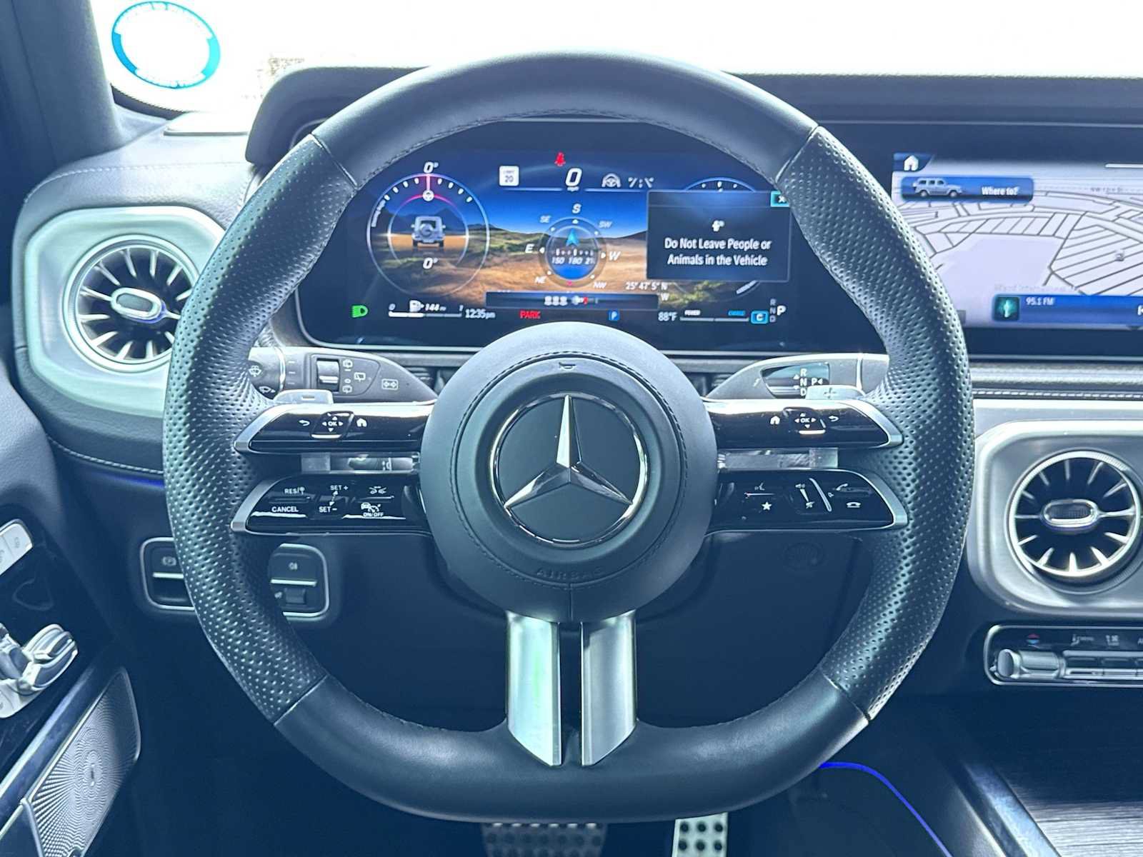 Used 2025 Mercedes-Benz G 550 image 15