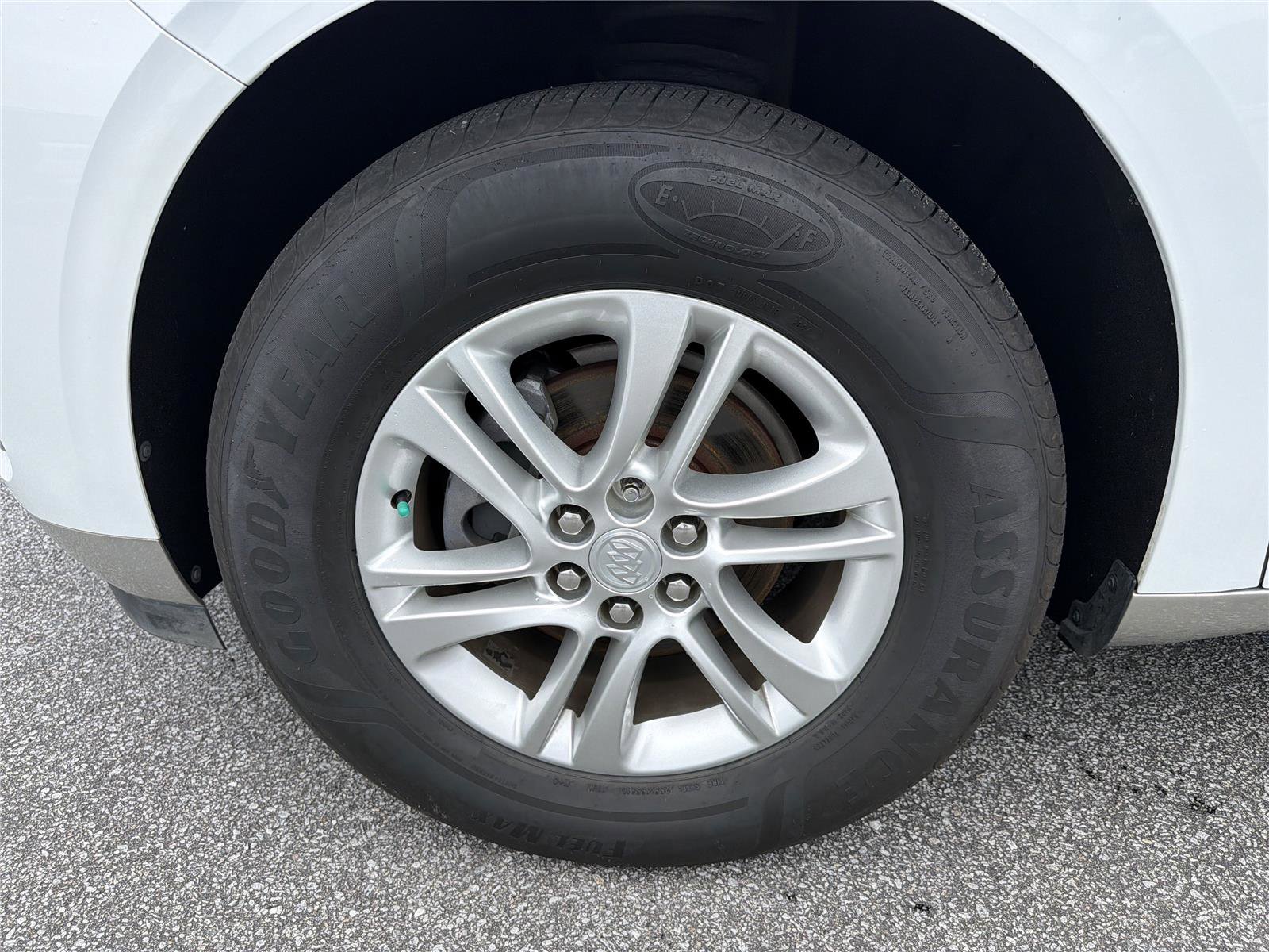 Used 2020 Buick Enclave Essence w/ Sound and Sites Package FWD image 10