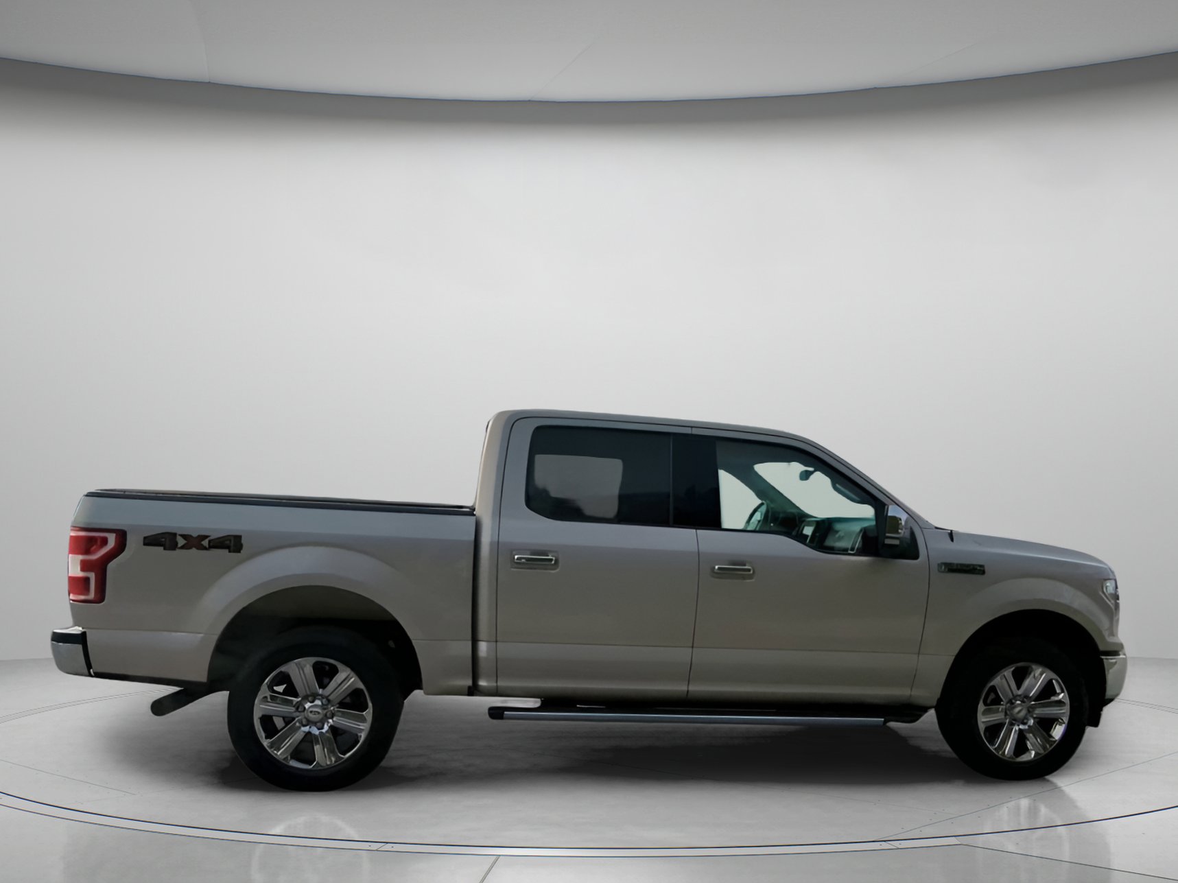 Certified 2018 Ford F150 XLT w/ Equipment Group 302A Luxury image 30