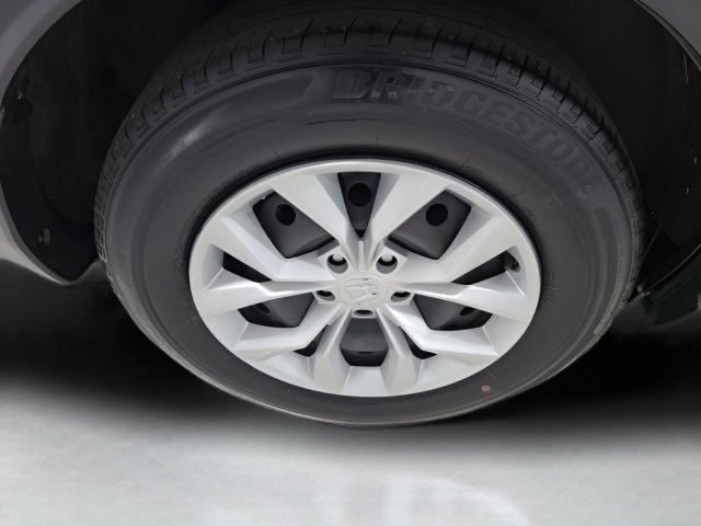 Used 2023 Honda CR-V LX image 13