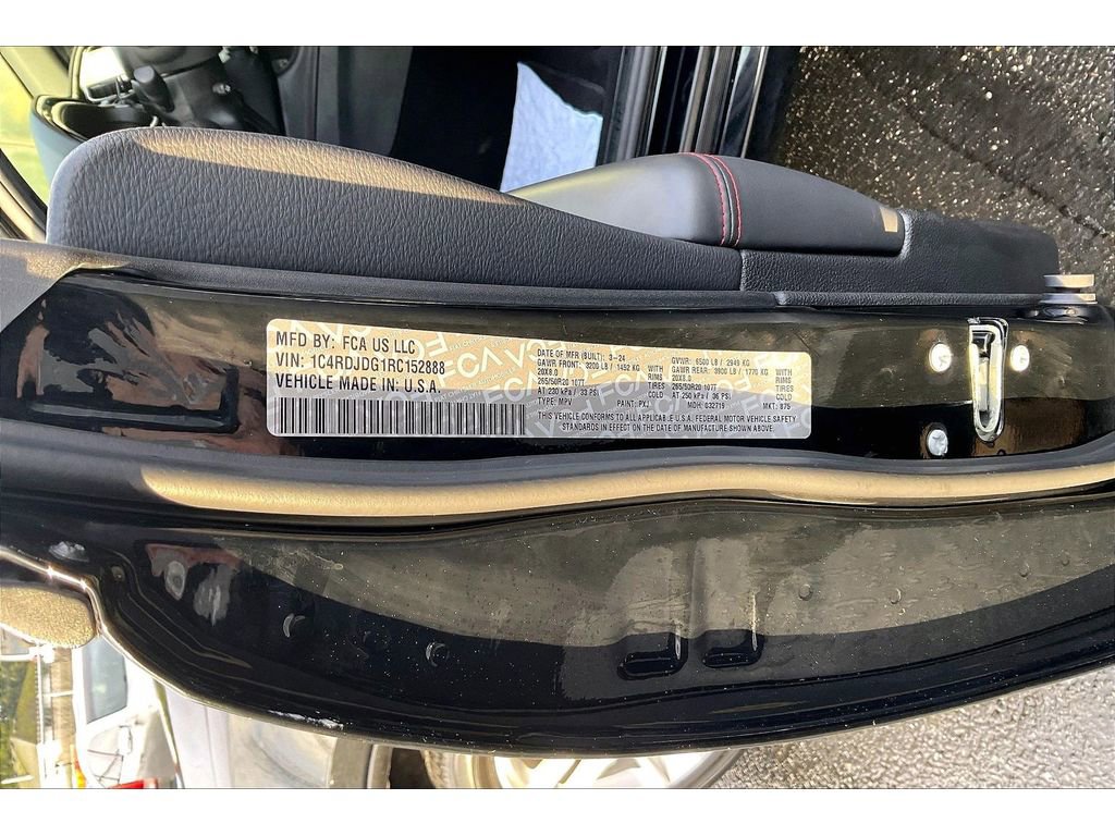 Used 2024 Dodge Durango GT image 33