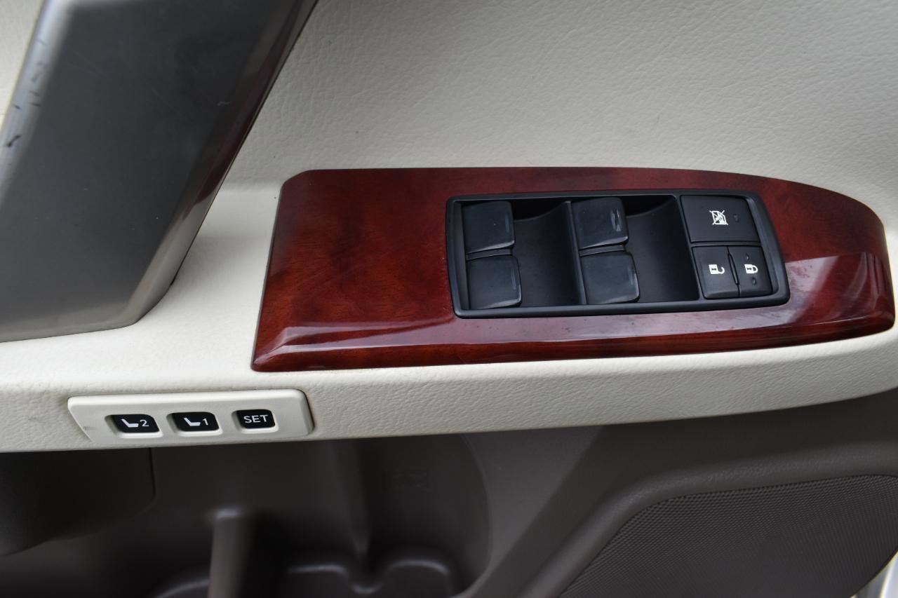Used 2013 Lexus GX 460 w/ Comfort Plus Pkg AWD/4WD image 42