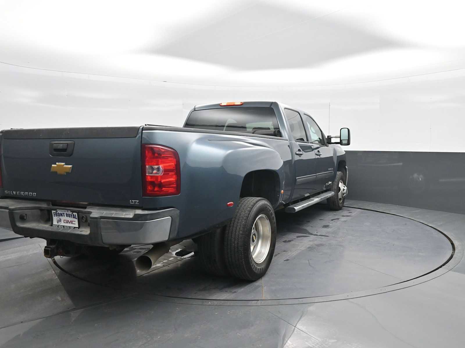 Used 2012 Chevrolet Silverado 3500 LTZ image 7
