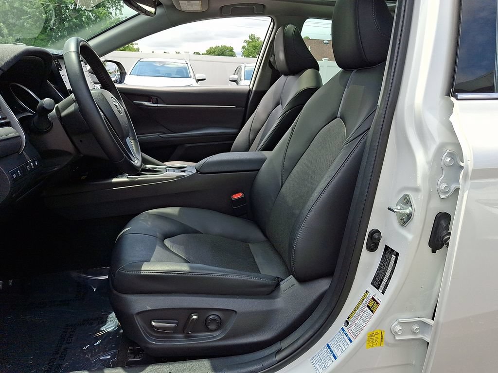 Certified 2022 Toyota Camry XLE AWD/4WD image 14