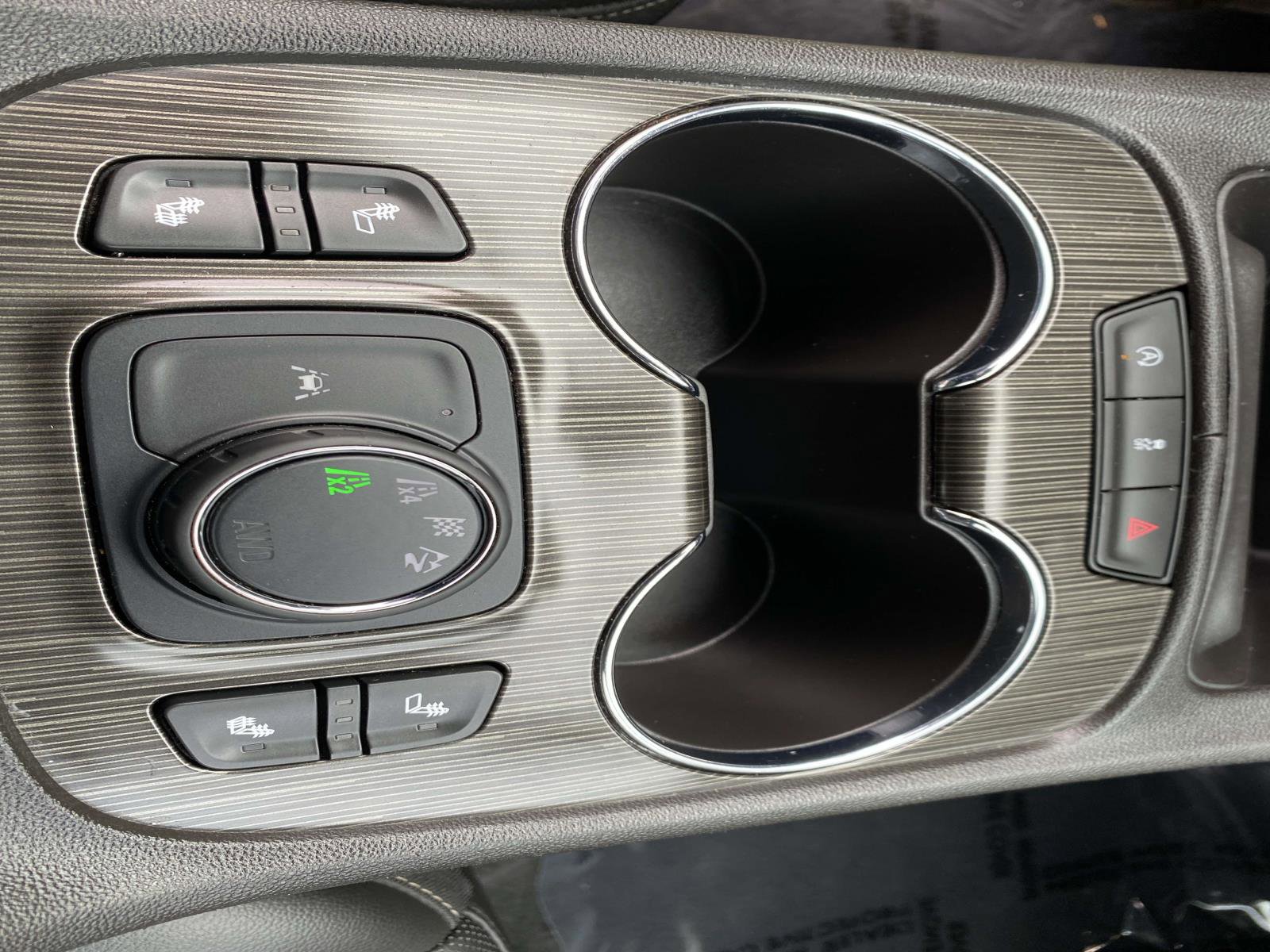 Used 2023 GMC Acadia SLT image 15