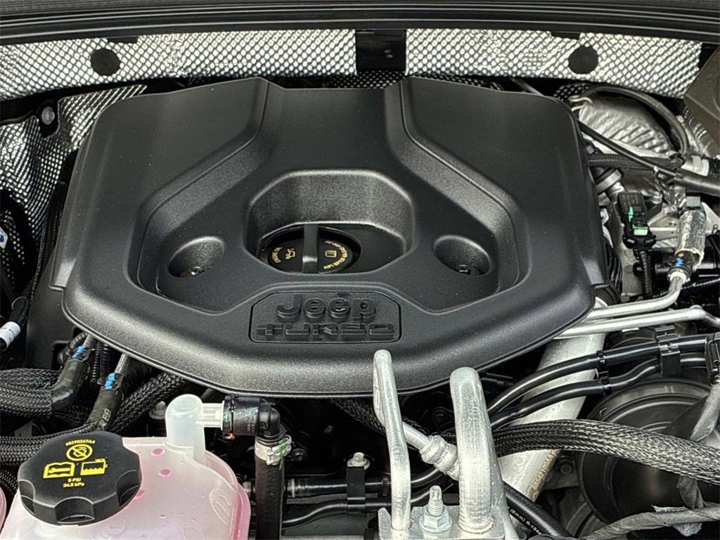 Used 2023 Jeep Grand Cherokee 4WD 4xe image 22