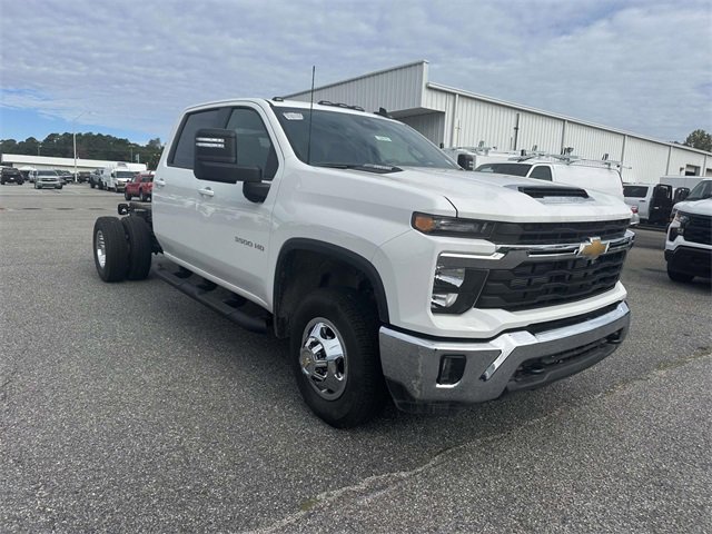 New 2025 Chevrolet Silverado 3500 LT w/ Convenience Package image 5