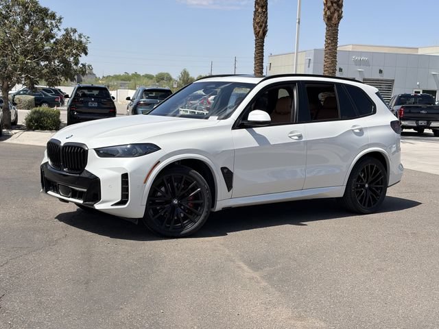 Used 2025 BMW X5 xDrive40i w/ M Sport Package AWD/4WD image 2