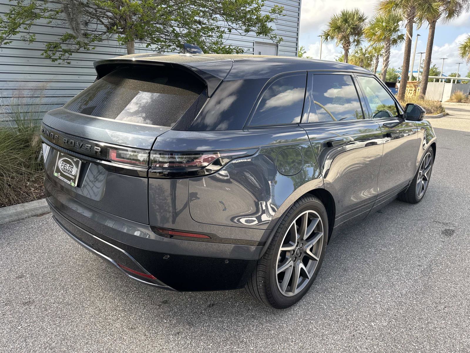 Certified 2026 Land Rover Range Rover Velar Dynamic SE AWD/4WD image 10