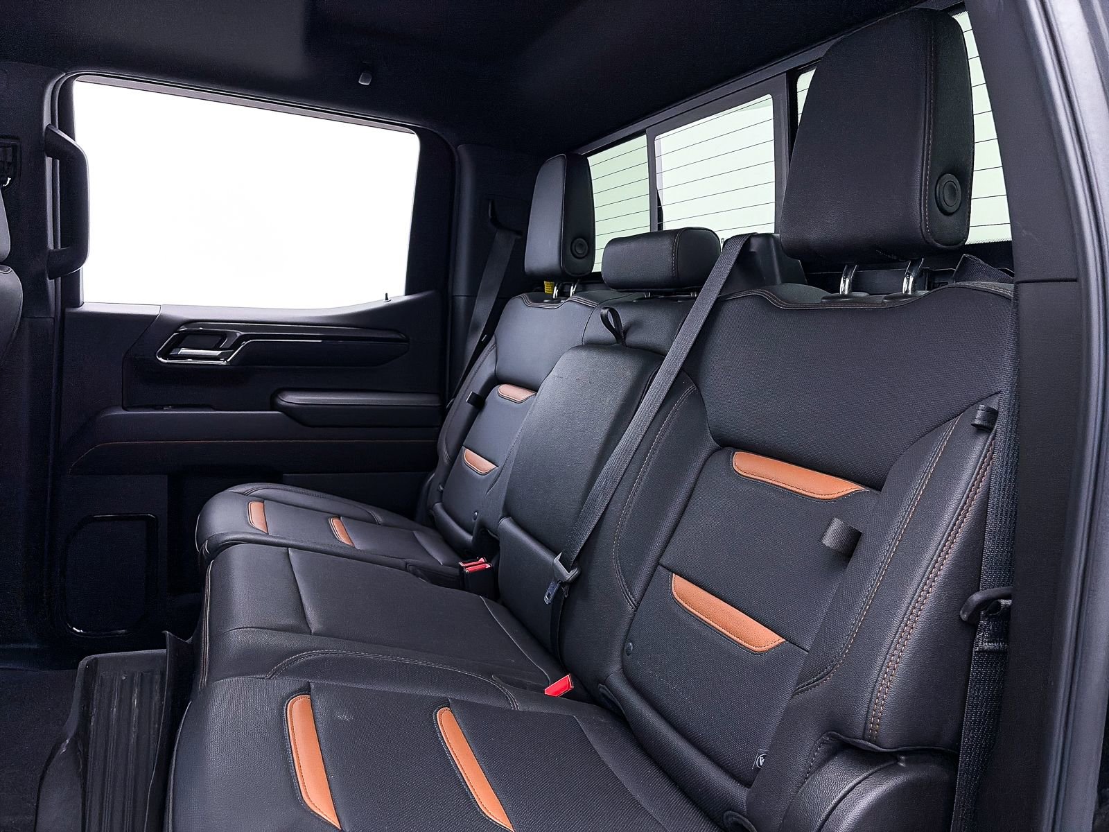 Used 2022 GMC Sierra 1500 AT4 w/ AT4 Premium Package AWD/4WD image 39