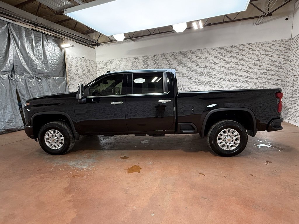 Used 2024 Chevrolet Silverado 2500 LTZ image 23
