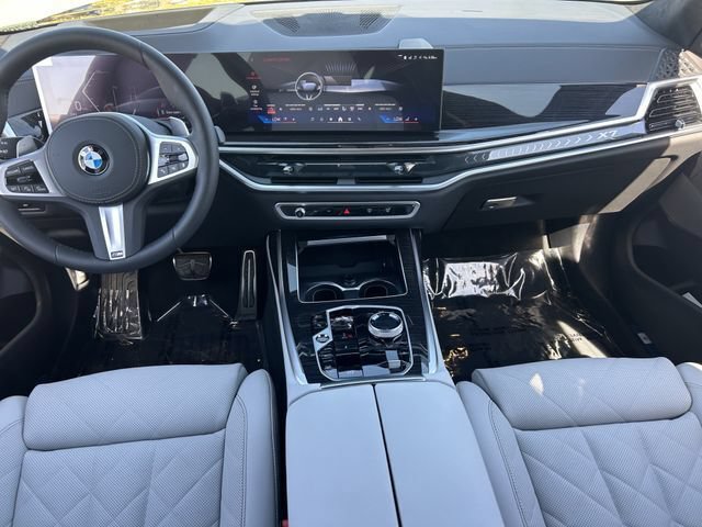 New 2027 BMW X7 xDrive40i w/ Executive Package AWD/4WD image 16