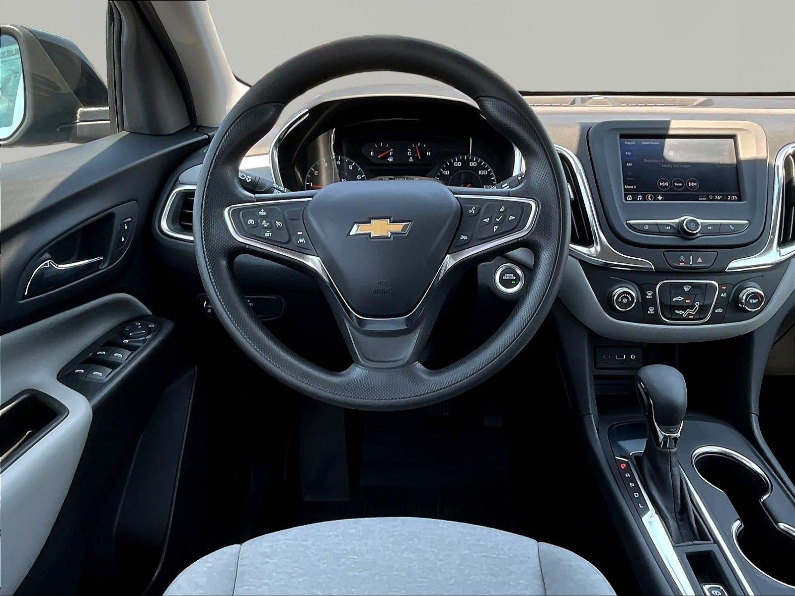 Used 2024 Chevrolet Equinox LS w/ Midnight Edition FWD image 8