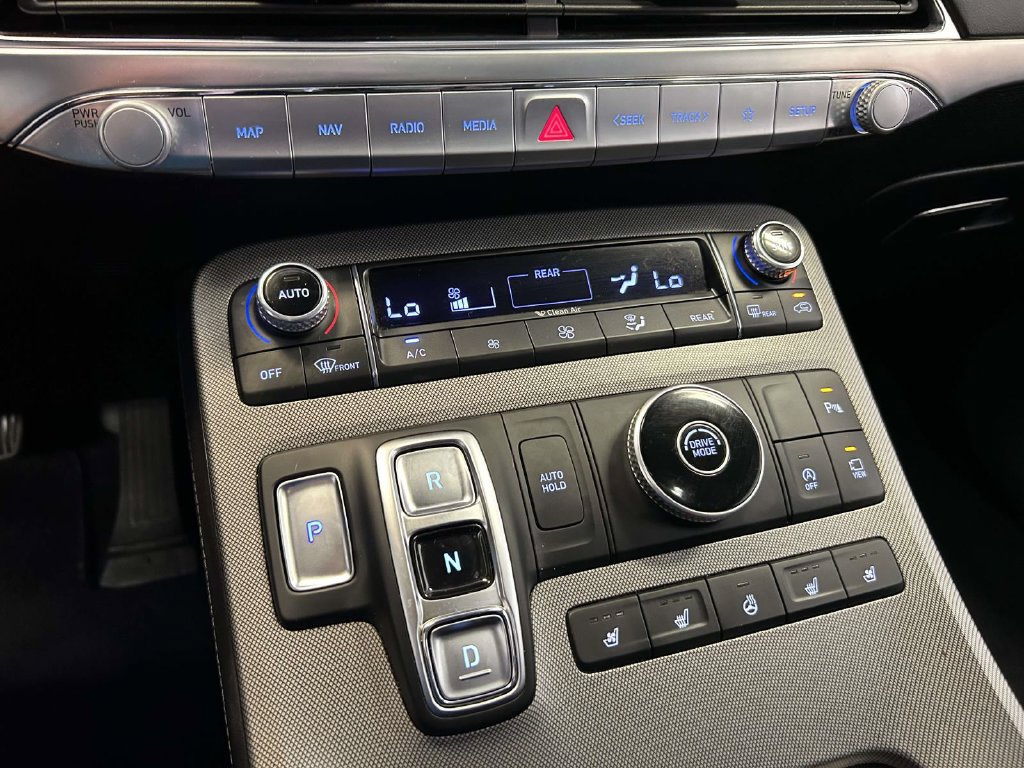Used 2021 Hyundai Palisade Limited FWD image 25