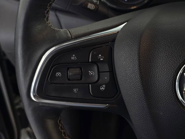 Used 2022 Buick Encore GX Essence FWD image 17