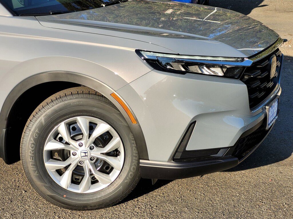 New 2026 Honda CR-V LX image 3
