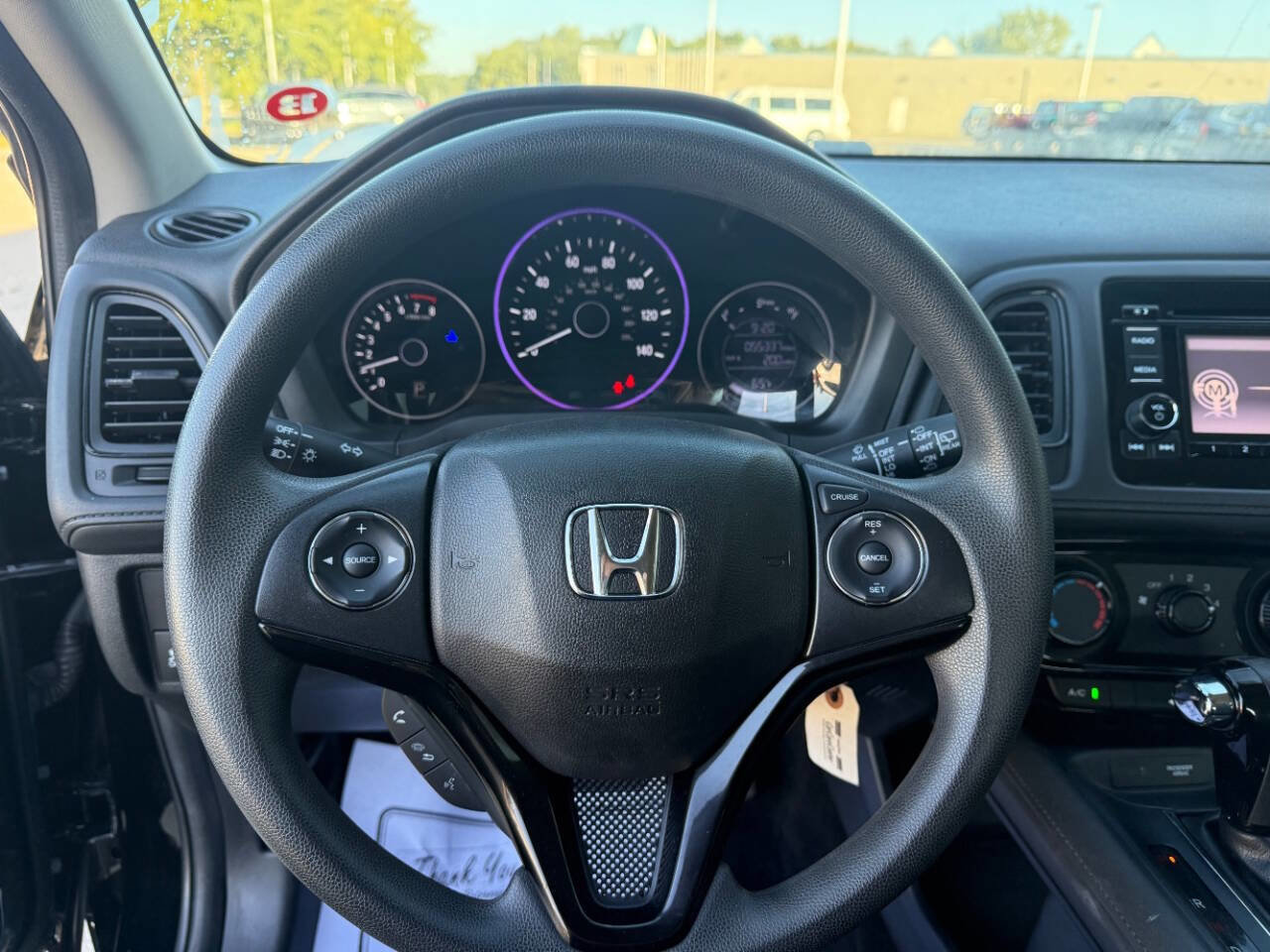 Used 2020 Honda HR-V LX image 12