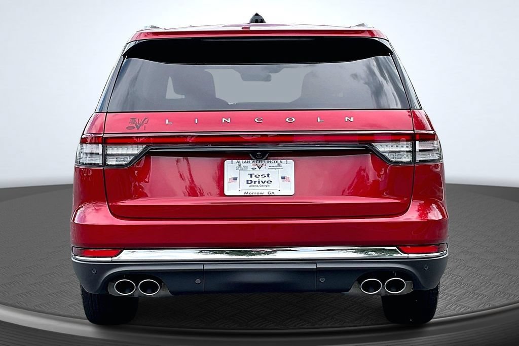 Used 2026 Lincoln Aviator 2WD image 6