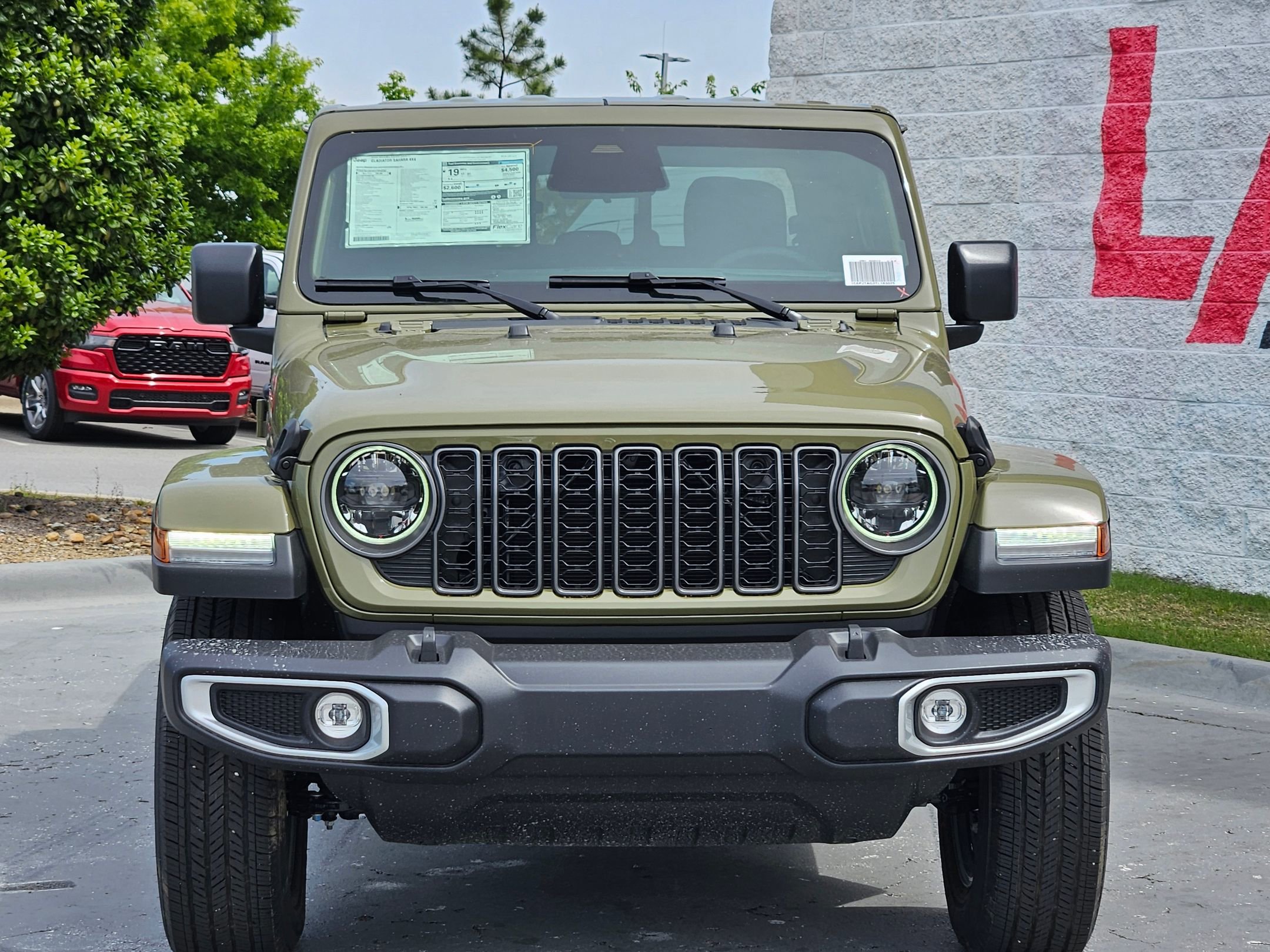 New 2026 Jeep Gladiator Sport AWD/4WD image 2