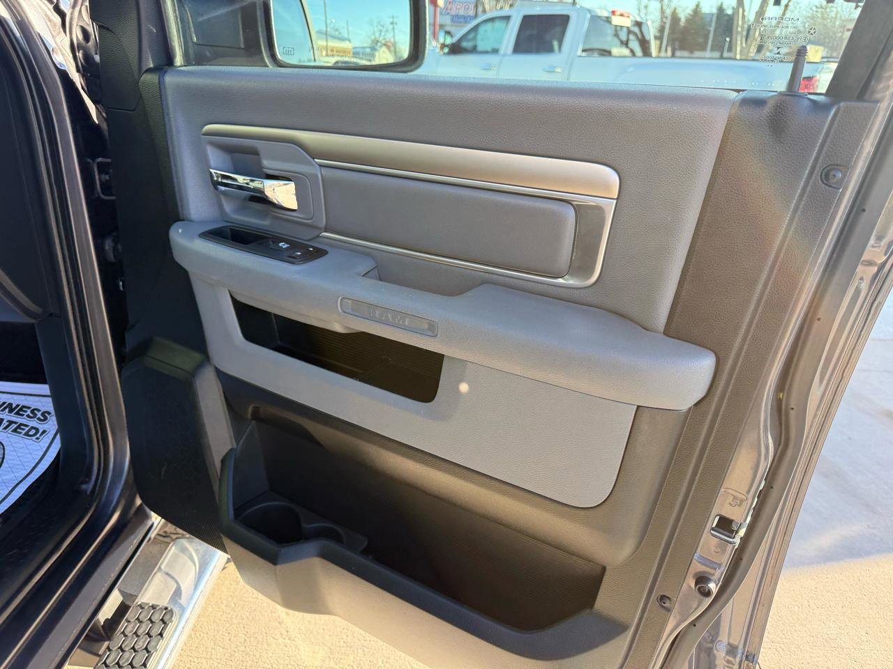 Used 2018 RAM 1500 Lone Star image 13