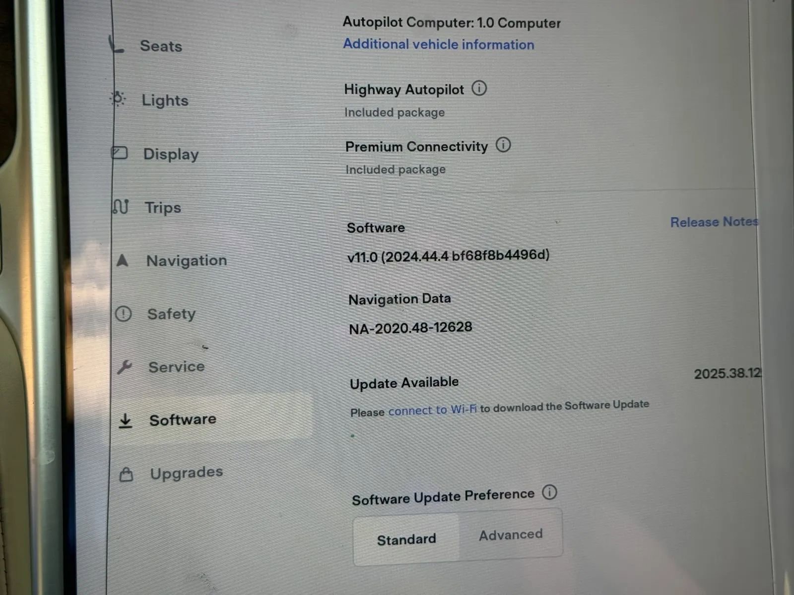 Used 2016 Tesla Model X 75D image 15