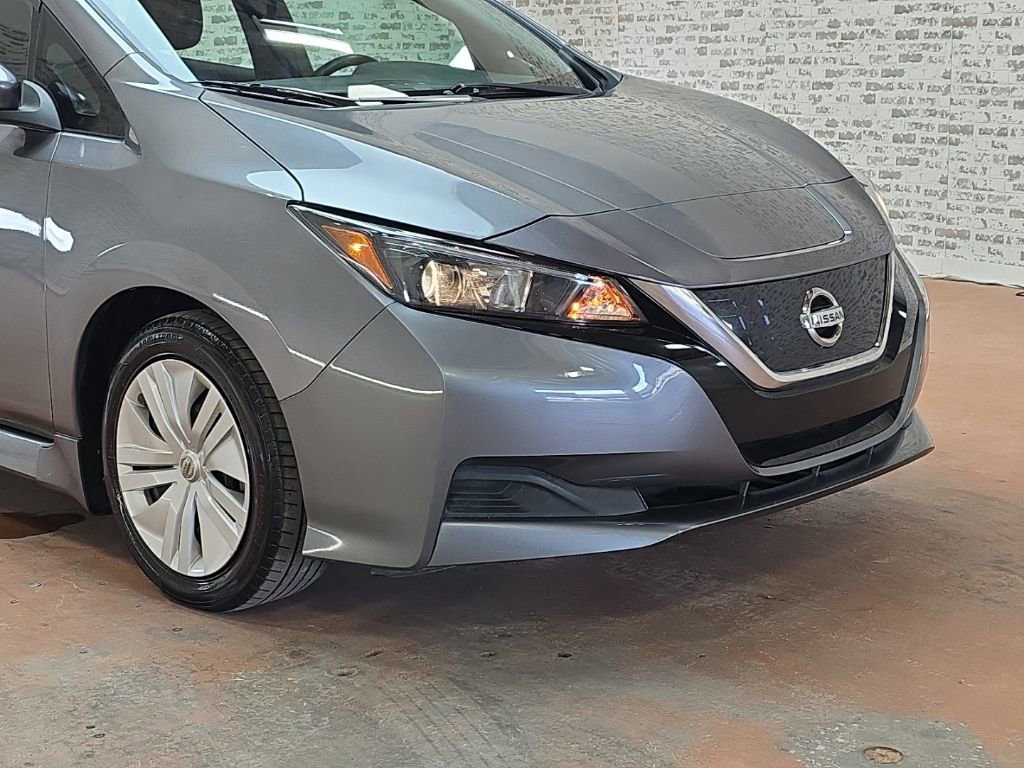 Used 2022 Nissan Leaf S image 7