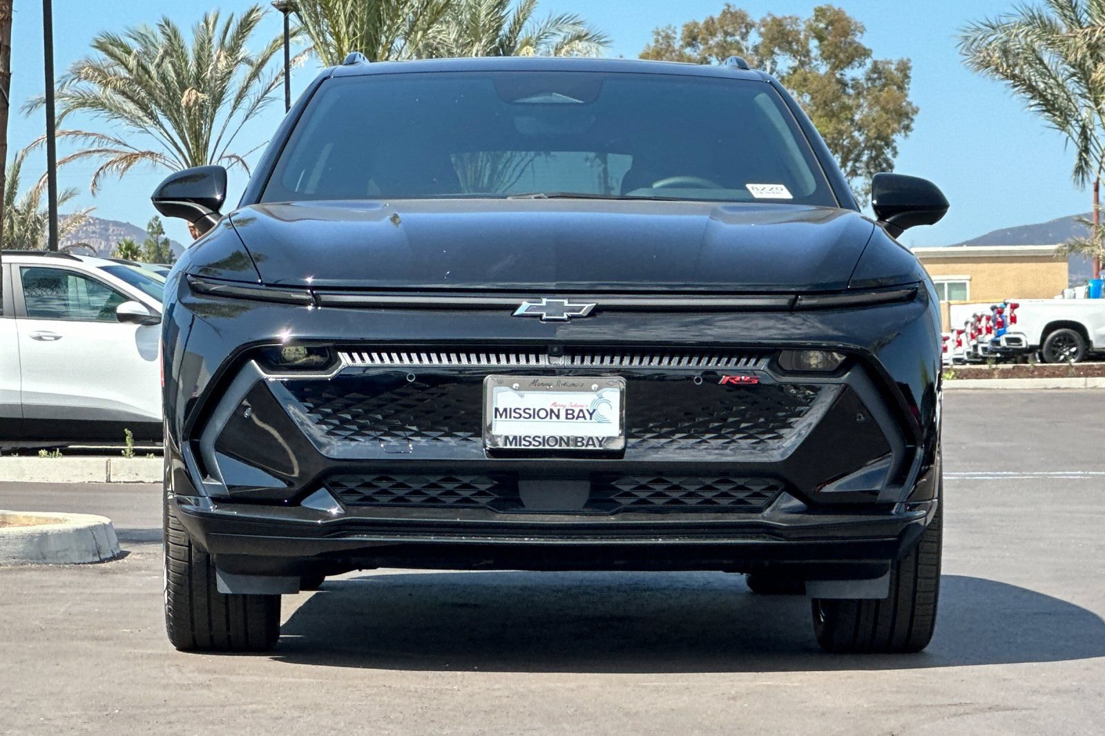 New 2025 Chevrolet Equinox EV RS w/ Active Safety Package 3 AWD/4WD image 9