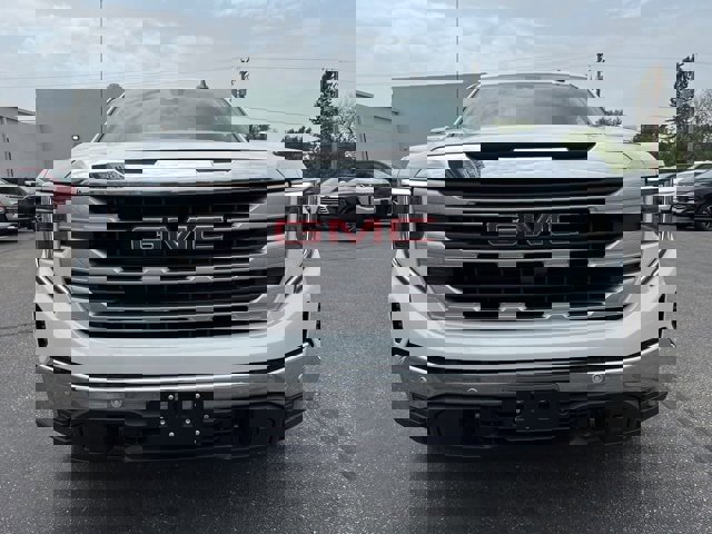 New 2025 GMC Sierra 1500 SLE w/ X31 Off-Road Package image 10
