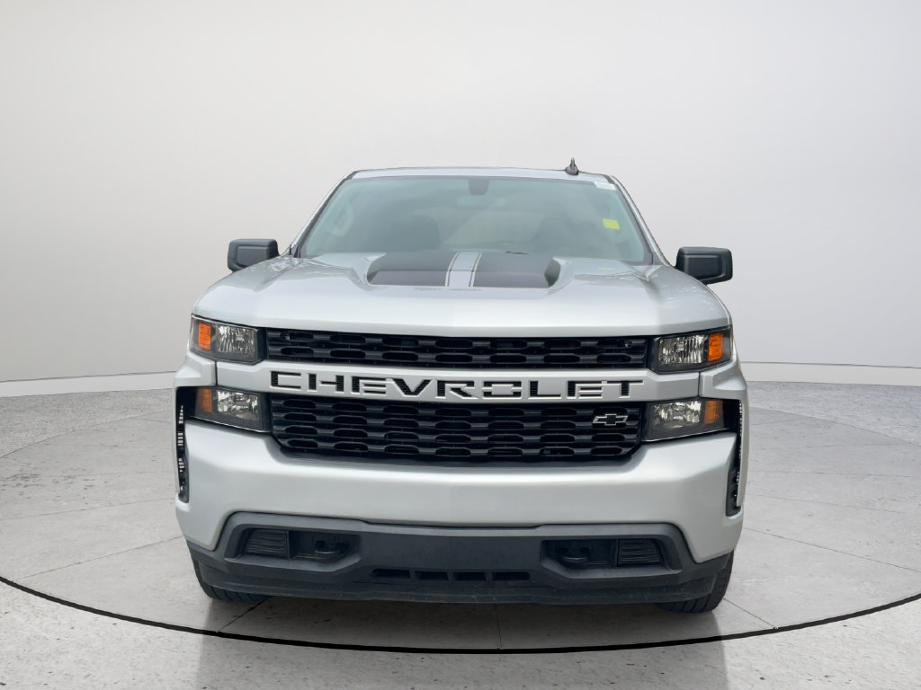 Used 2022 Chevrolet Silverado 1500 Custom w/ Rally Edition AWD/4WD image 3