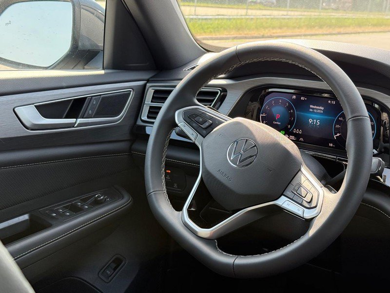 New 2026 Volkswagen Atlas Cross Sport SE AWD/4WD image 9