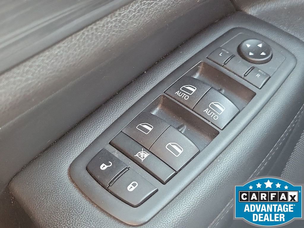 Used 2020 Jeep Grand Cherokee Laredo image 33