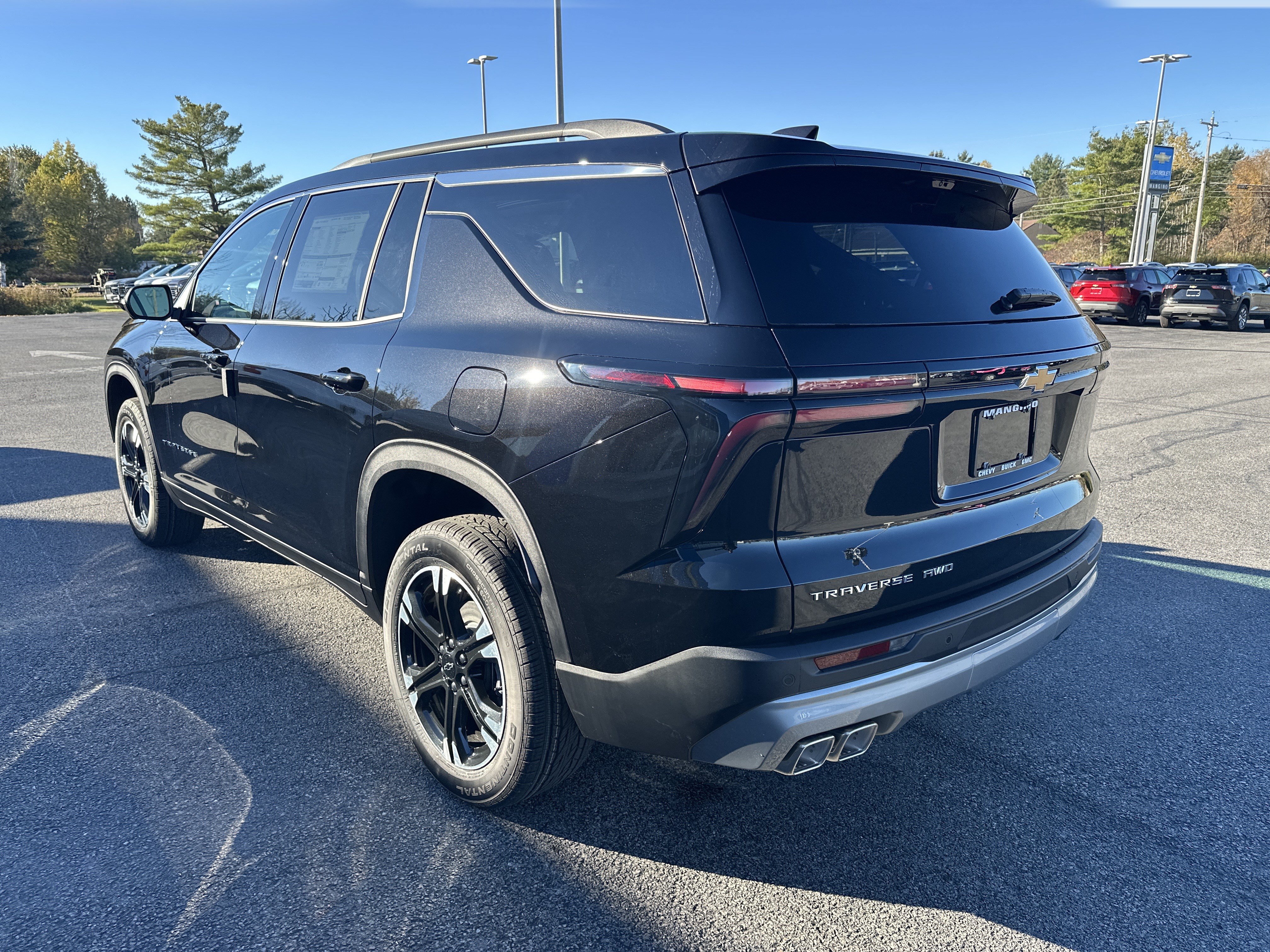 New 2027 Chevrolet Traverse LT w/ Driver Confidence Package AWD/4WD image 4