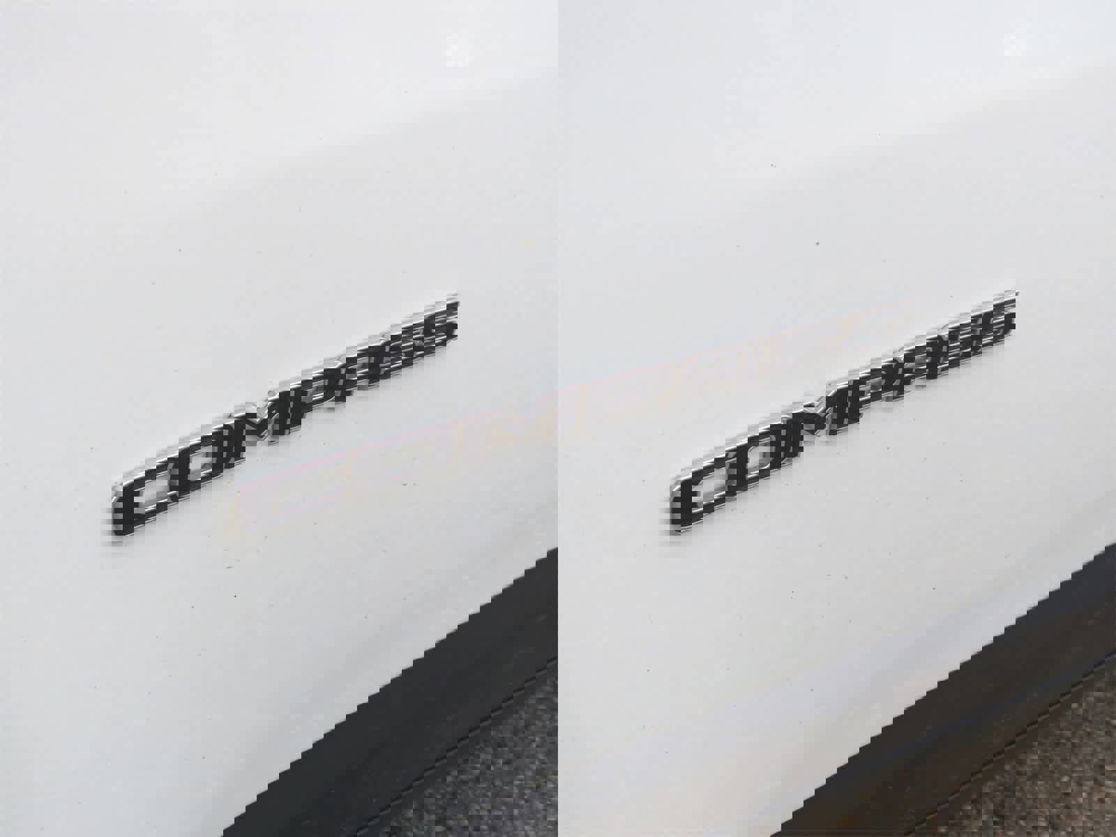 Certified 2024 Jeep Compass Limited image 13