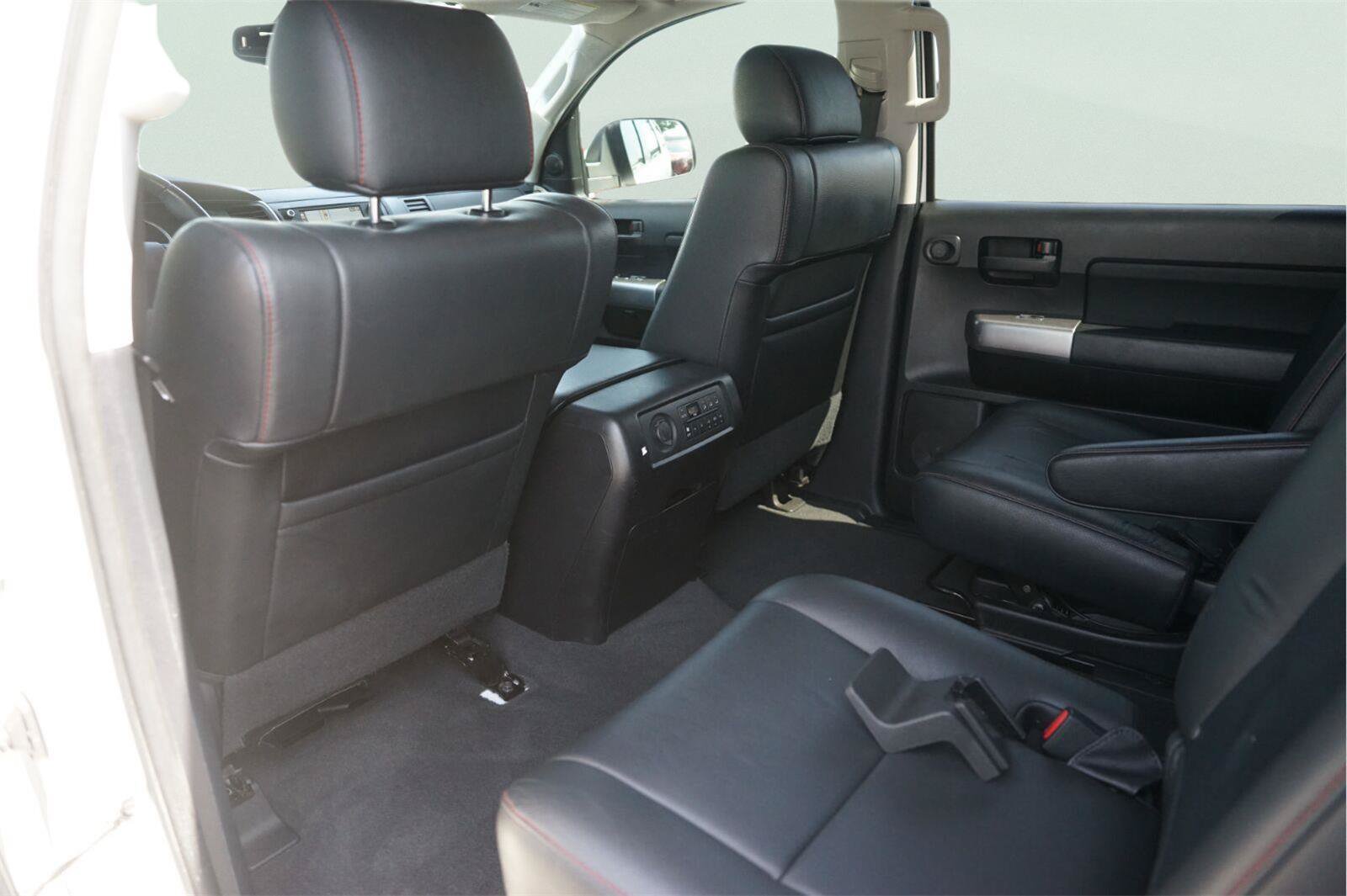 Used 2020 Toyota Sequoia TRD Pro AWD/4WD image 12