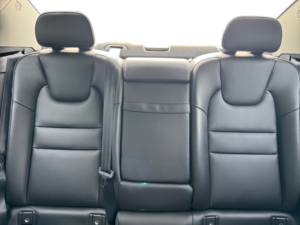 Certified 2025 Volvo S60 B5 Core image 20