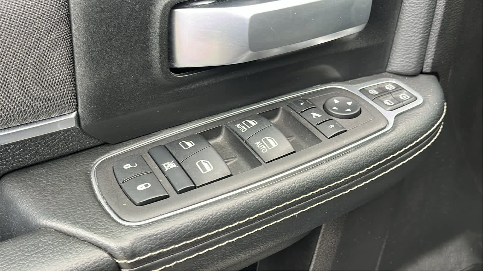 Certified 2024 RAM 2500 Big Horn w/ Sport Appearance Package image 25