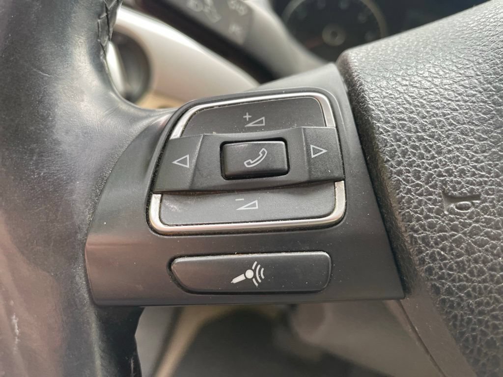 Used 2013 Volkswagen Jetta SE FWD image 11