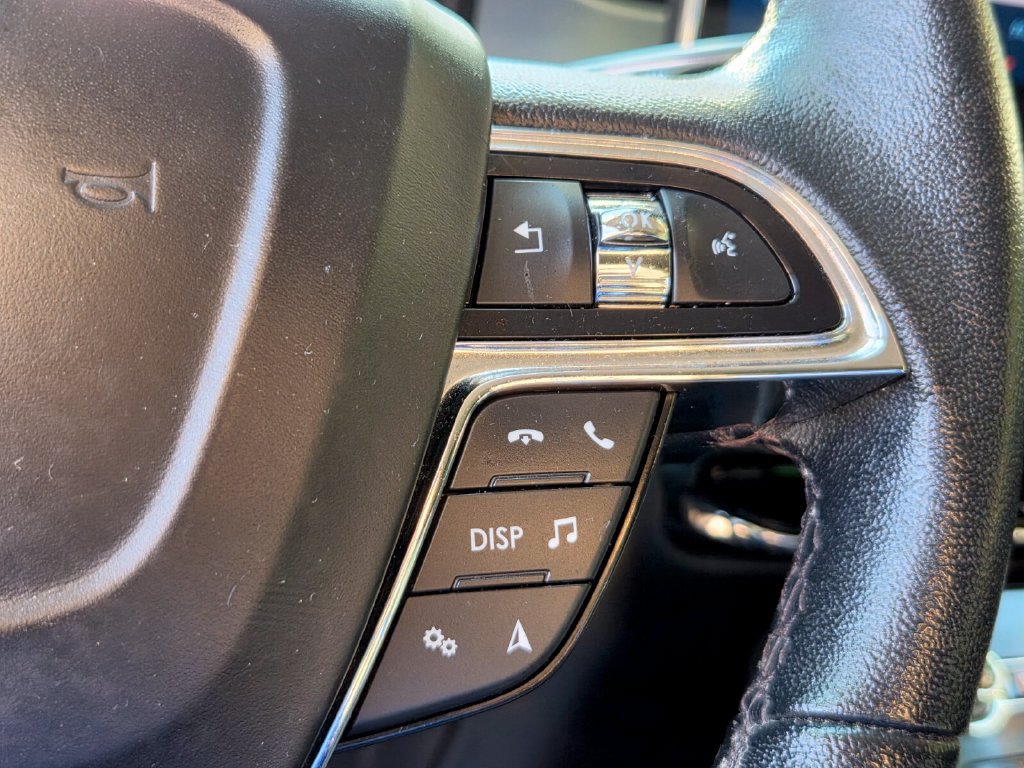 Used 2022 Lincoln Nautilus AWD image 24