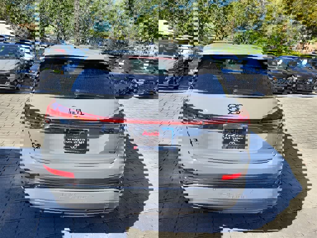 New 2026 Audi Q4 e-tron Premium Plus image 5