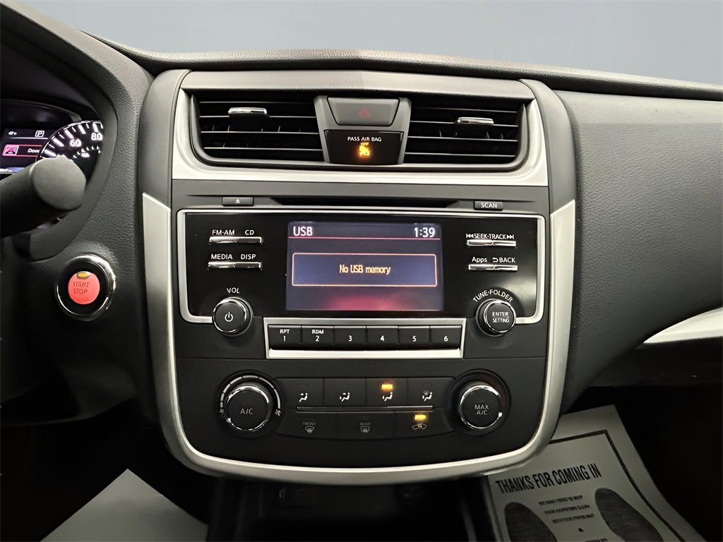 Used 2016 Nissan Altima 2.5 S w/ Power Driver Seat Package image 11