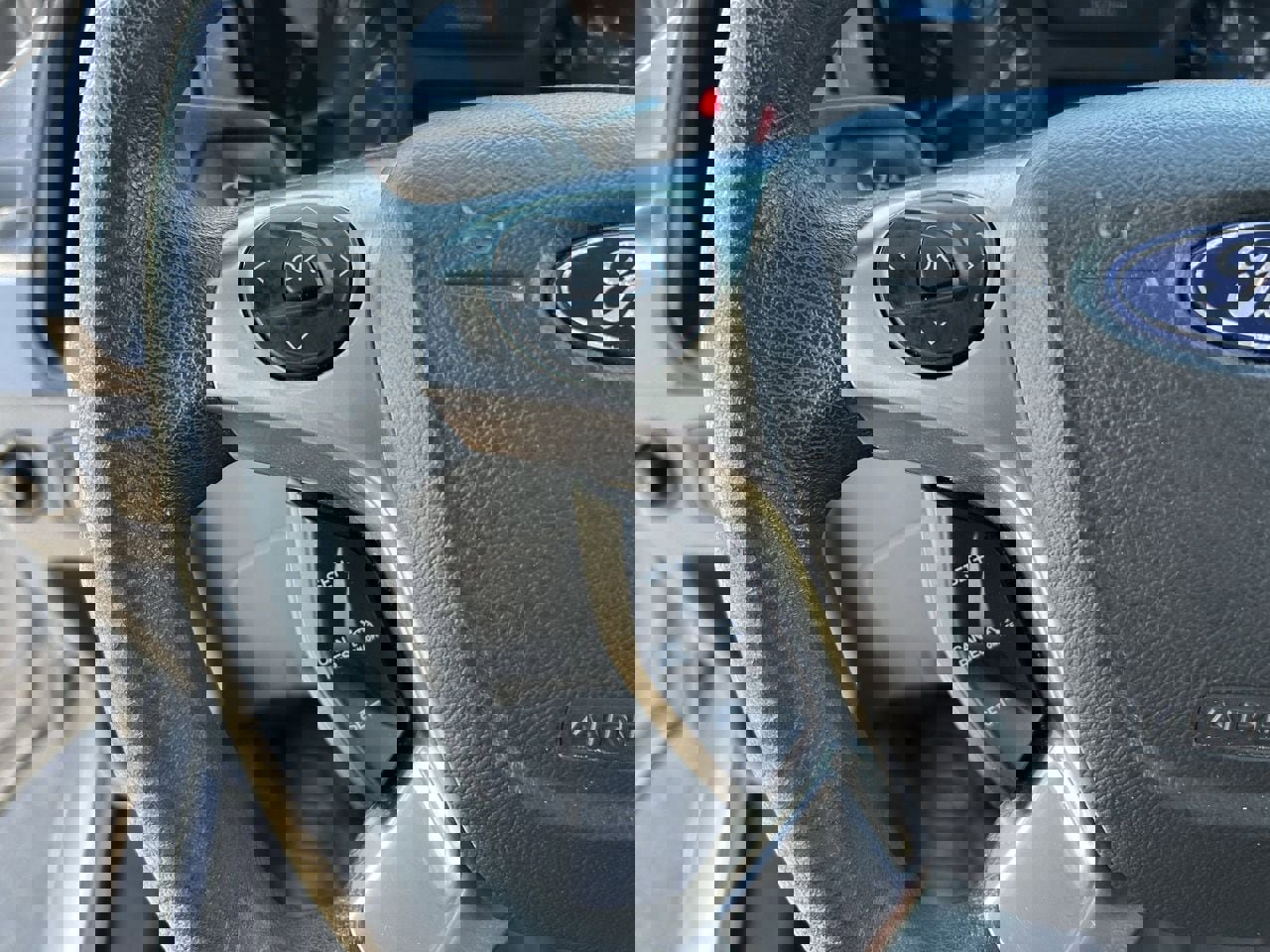 Used 2018 Ford Transit 350 XLT image 30