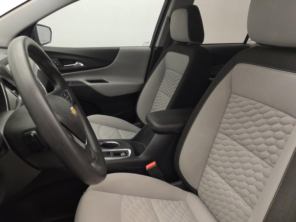 Used 2018 Chevrolet Equinox LS image 17