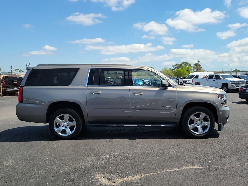 Used 2019 Chevrolet Suburban LT image 18