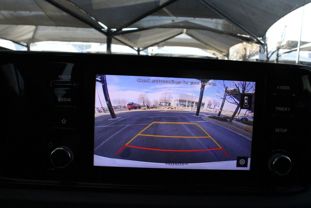 Used 2022 Kia K5 LXS FWD image 33