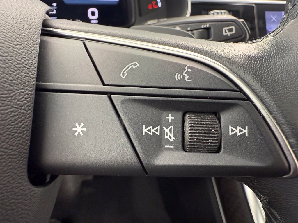 Used 2023 Audi Q8 Premium Plus w/ Premium Plus Package AWD/4WD image 37