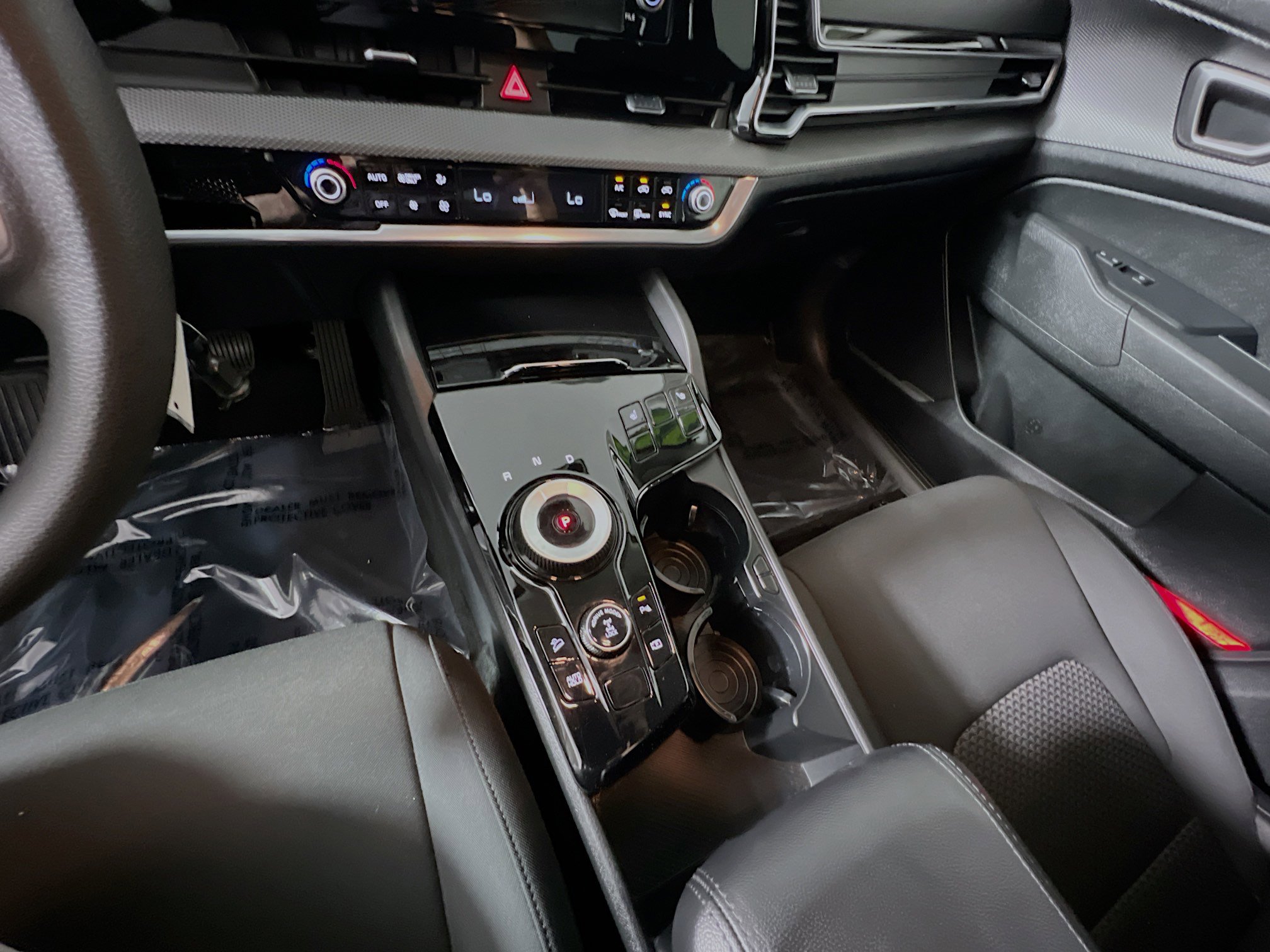 Used 2023 Kia Sportage LX image 25